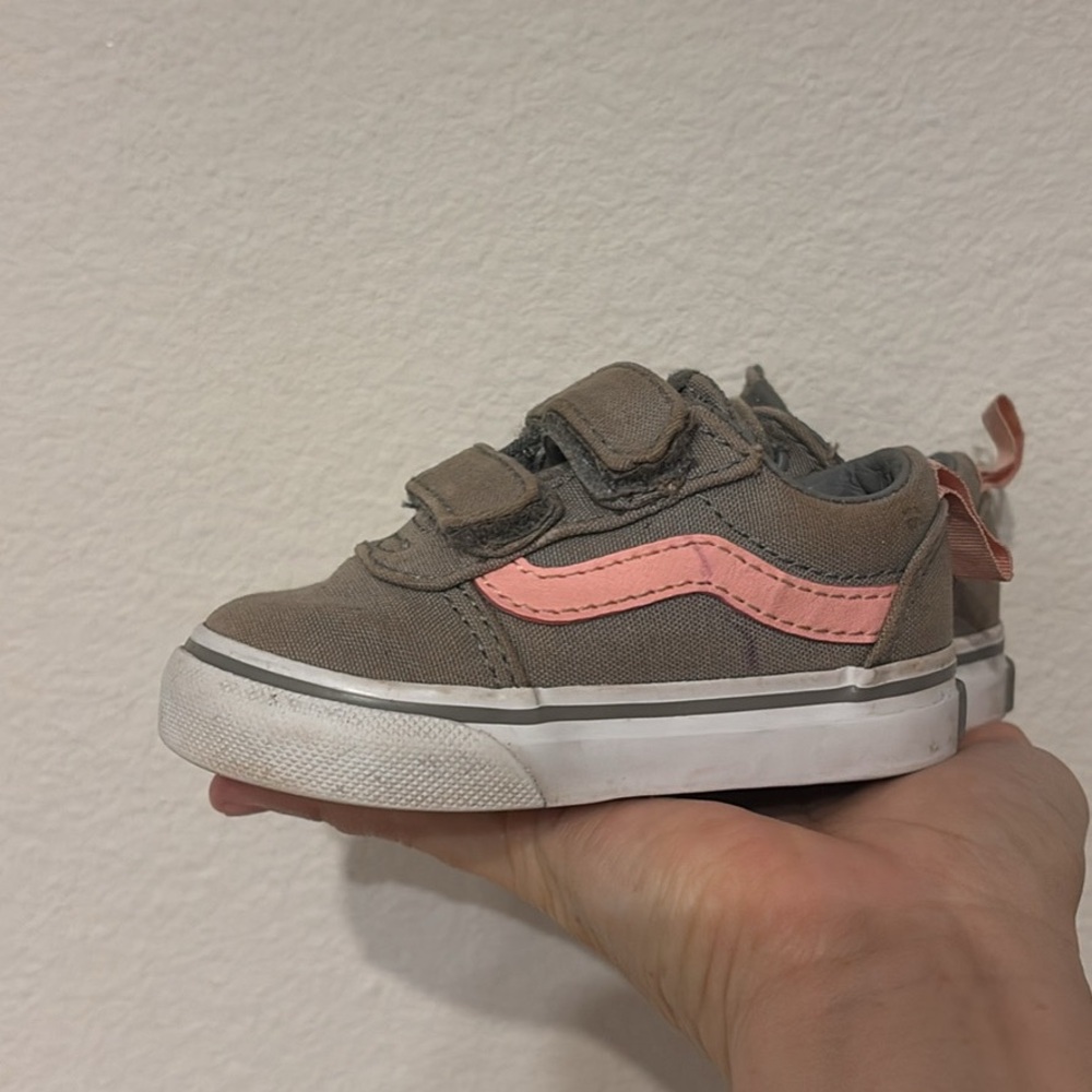 Vans Toddler Shoes - Gray and Pink